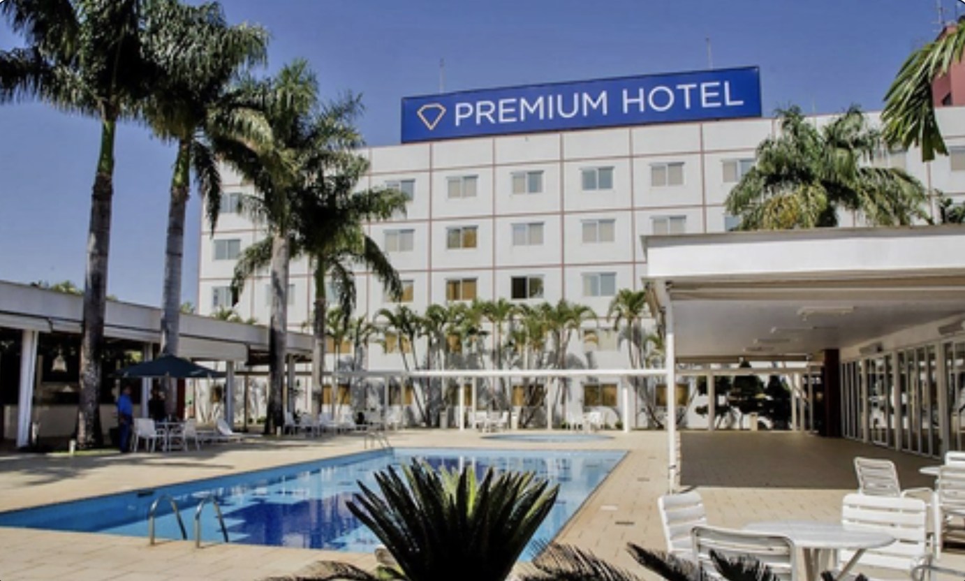 Fachada do Hotel Premium Campinas